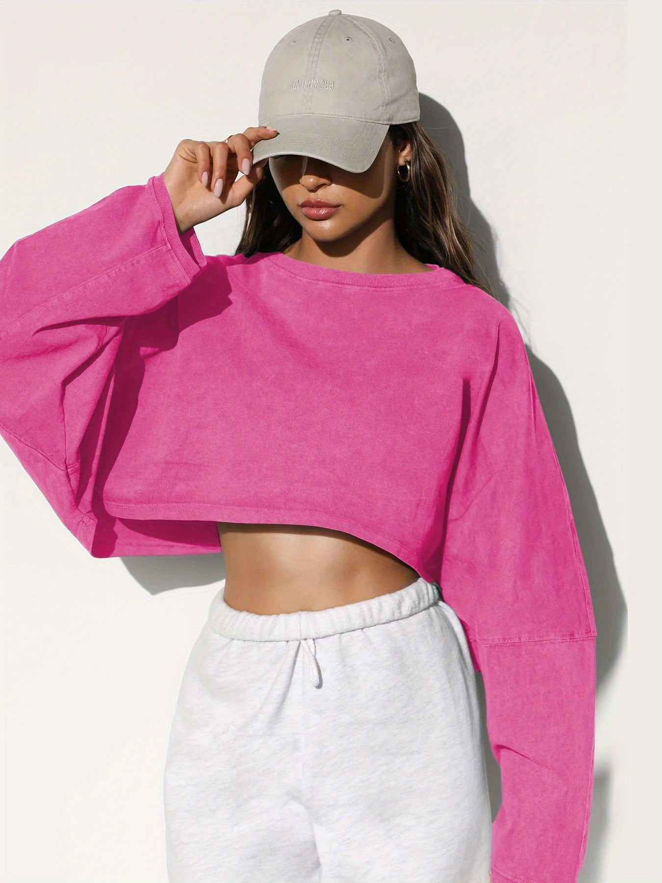 High-stretch women’s cropped top