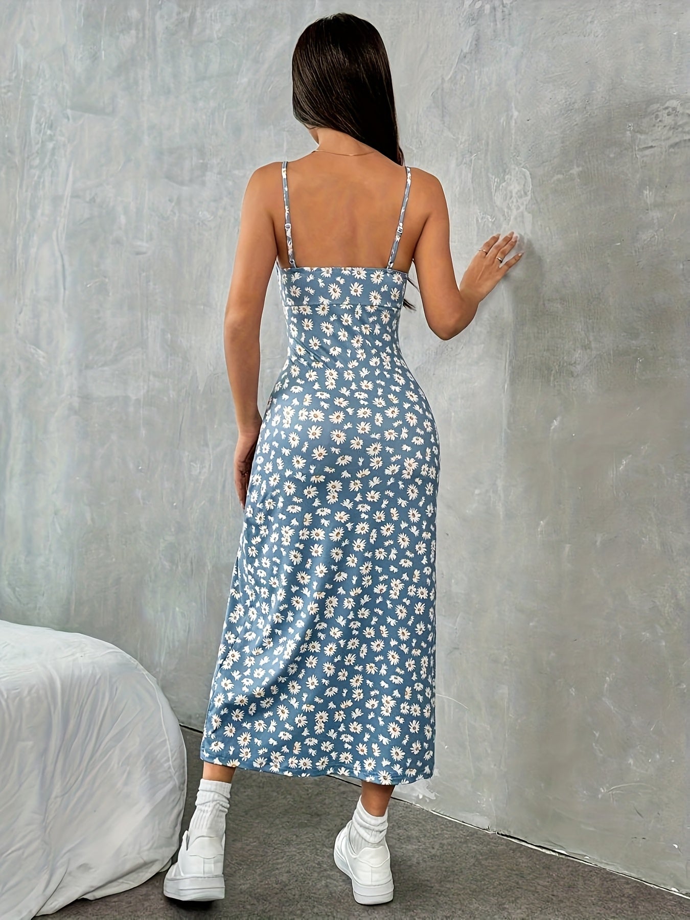 Women’s floral print spaghetti strap dress