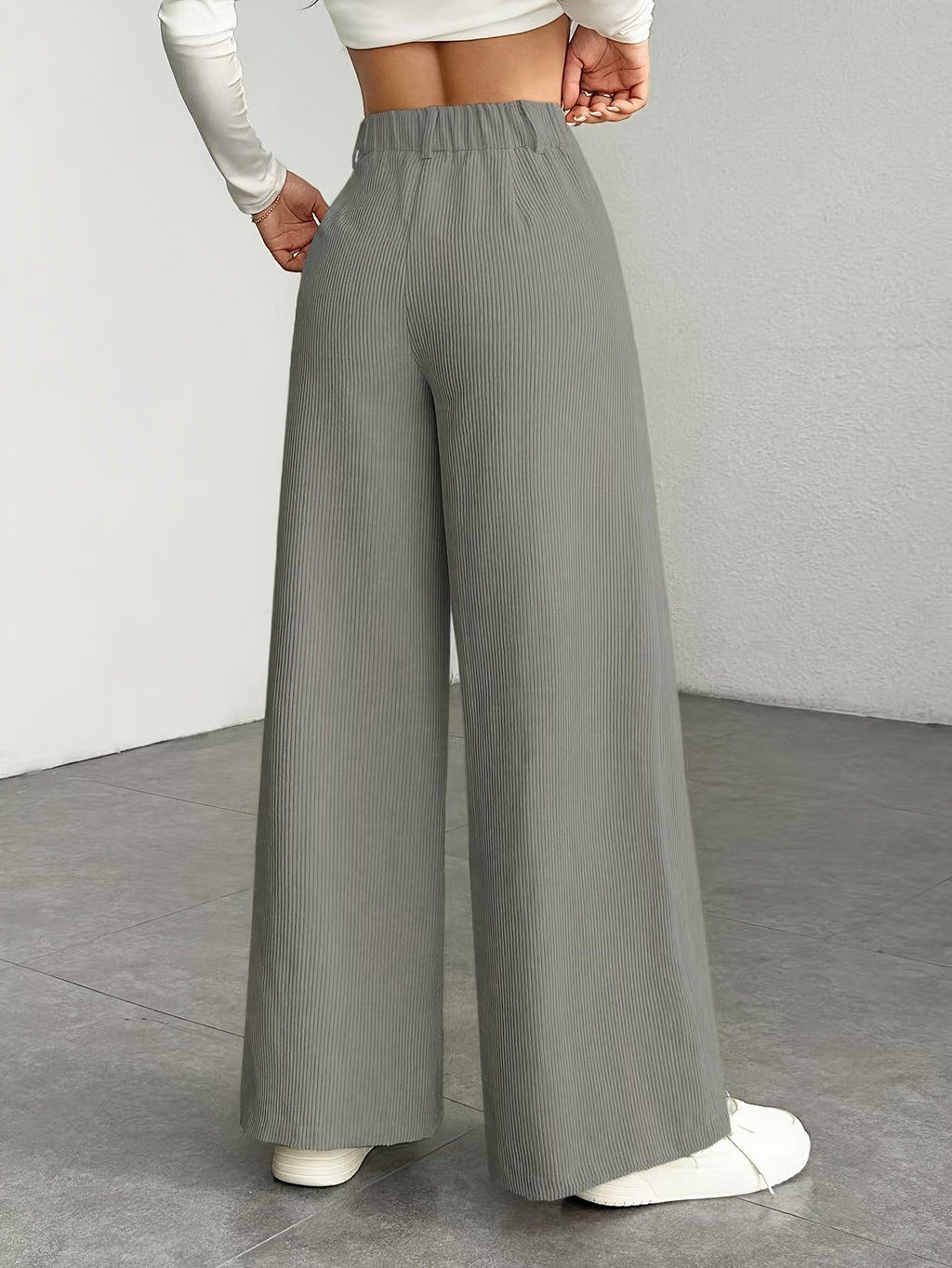 High-waisted wide-leg pants