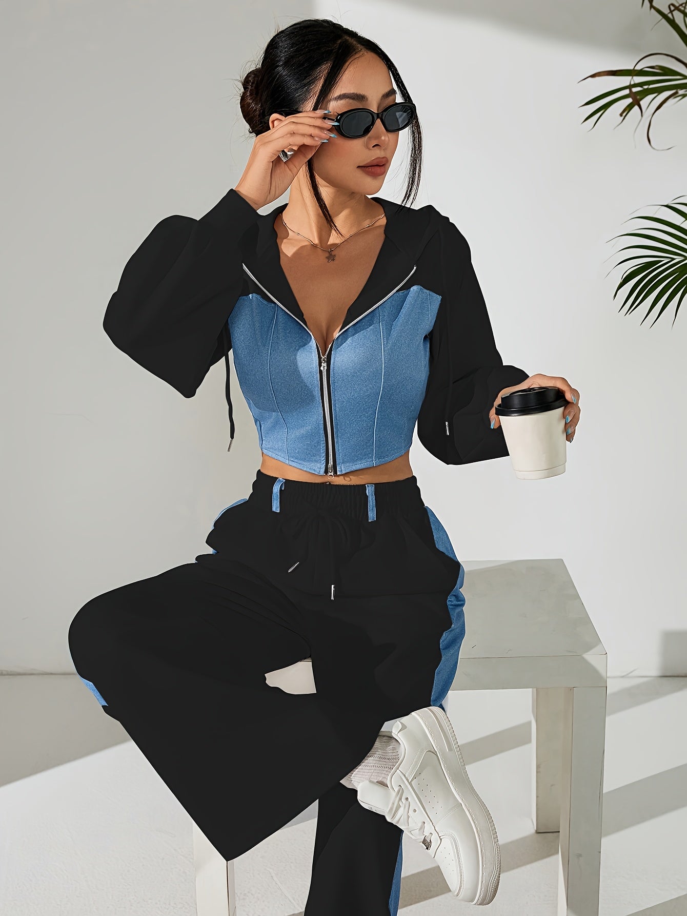 Stylish two-piece women’s set