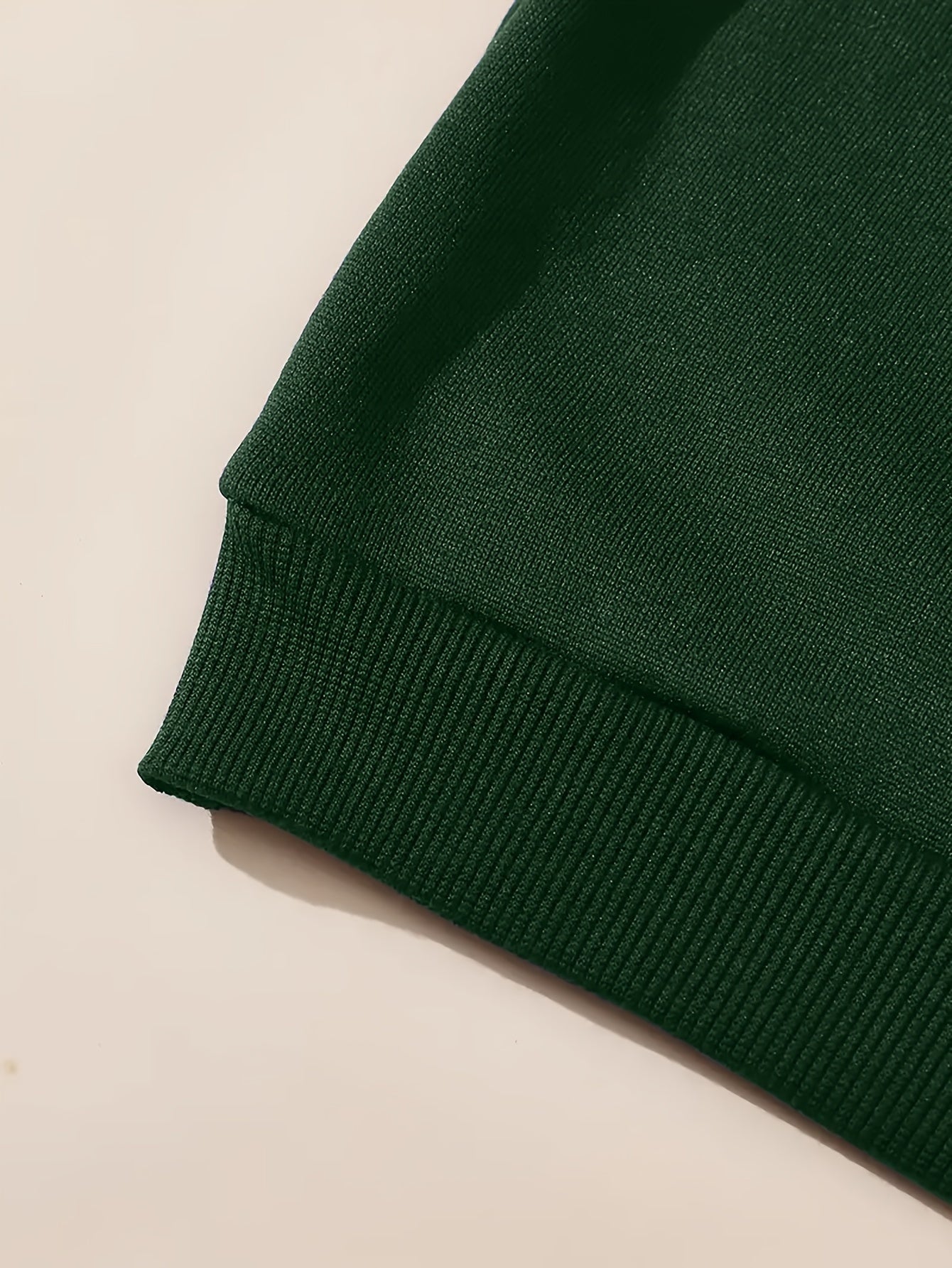 Women’s sweatshirt with elegant collar