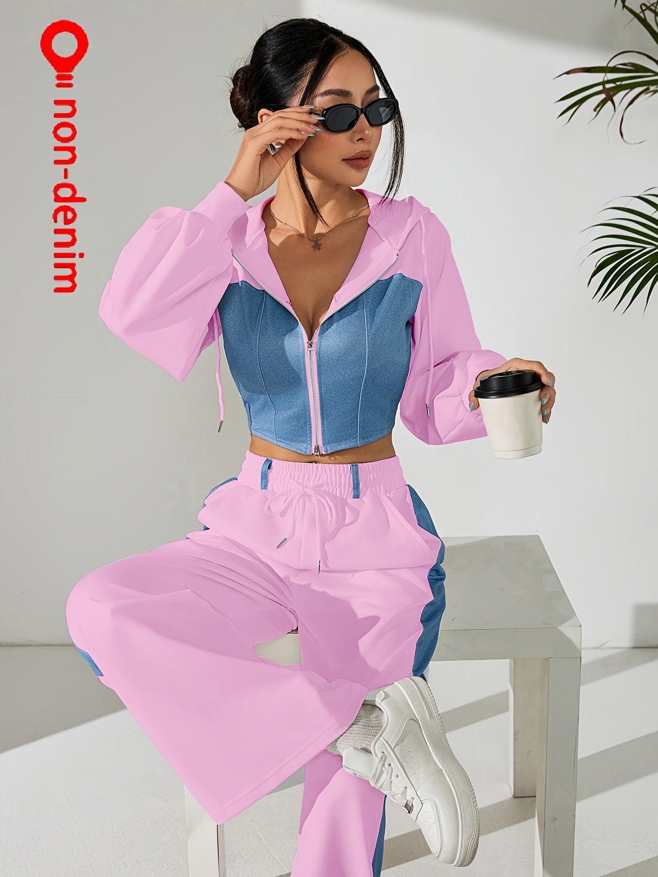 Stylish two-piece women’s set