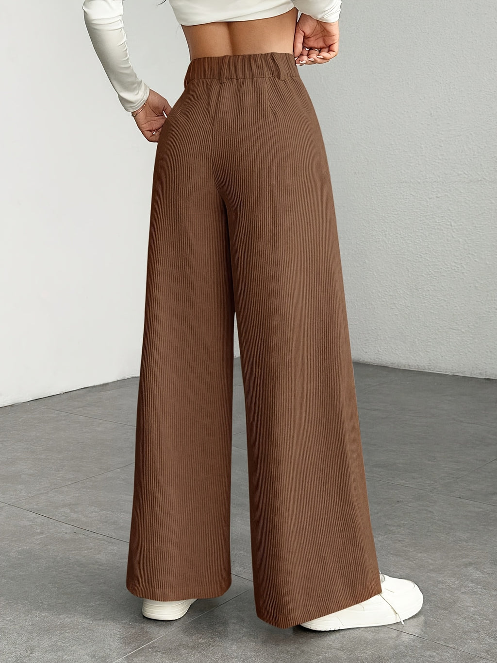 High-waisted wide-leg pants