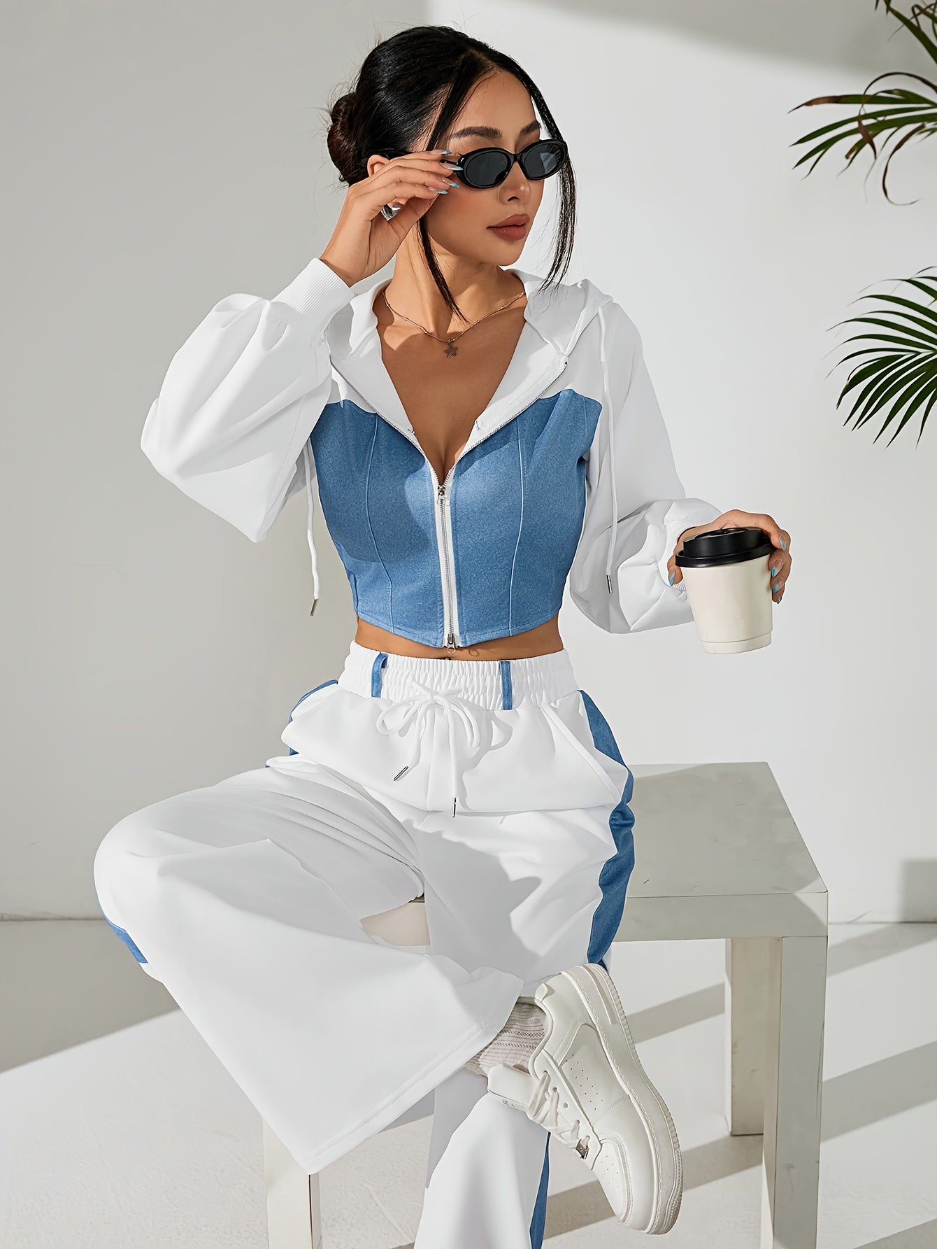 Stylish two-piece women’s set