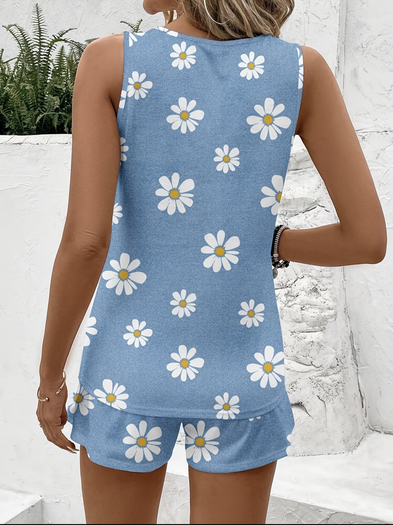 Sleeveless floral print pajama set