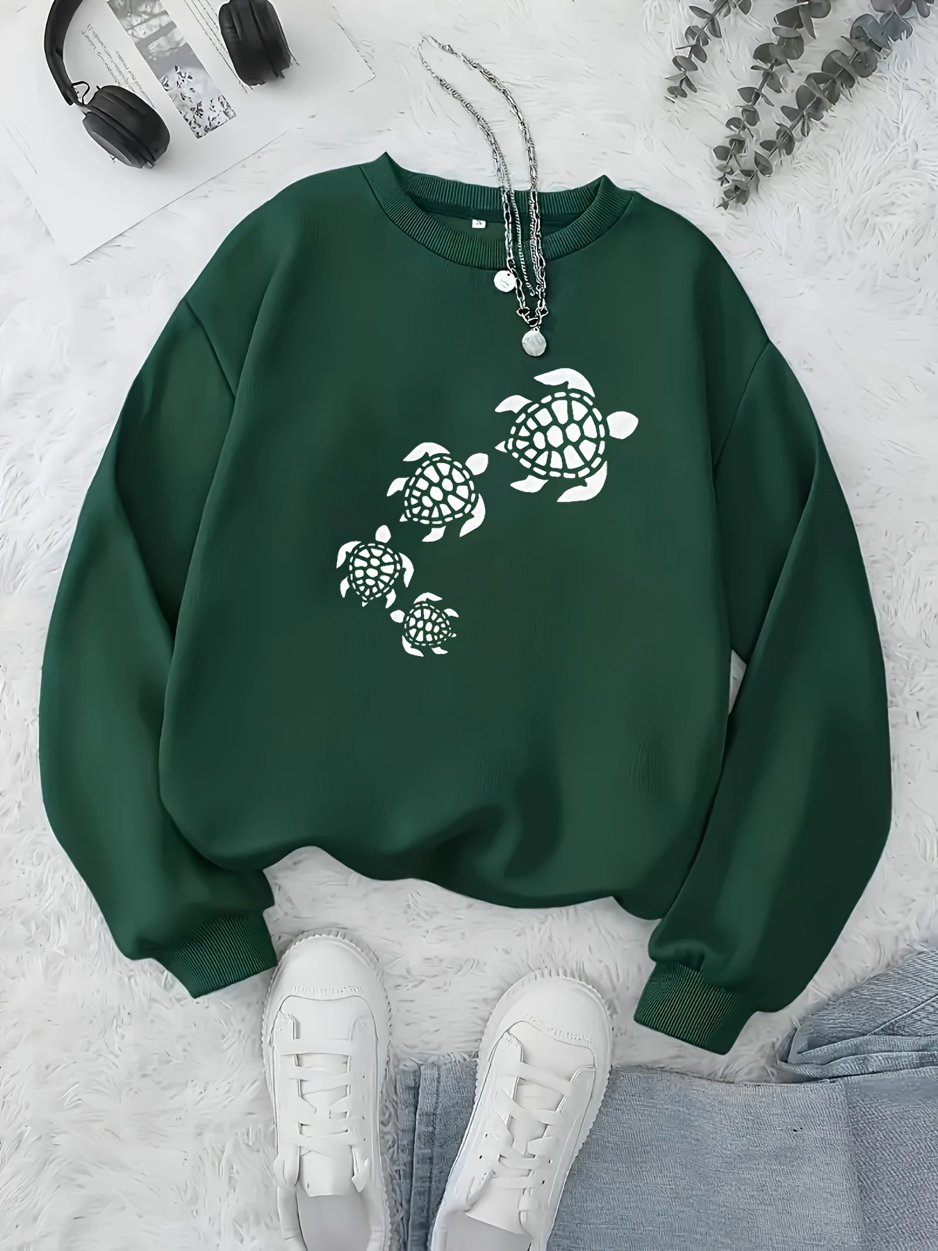 sweatshirt with turtle print