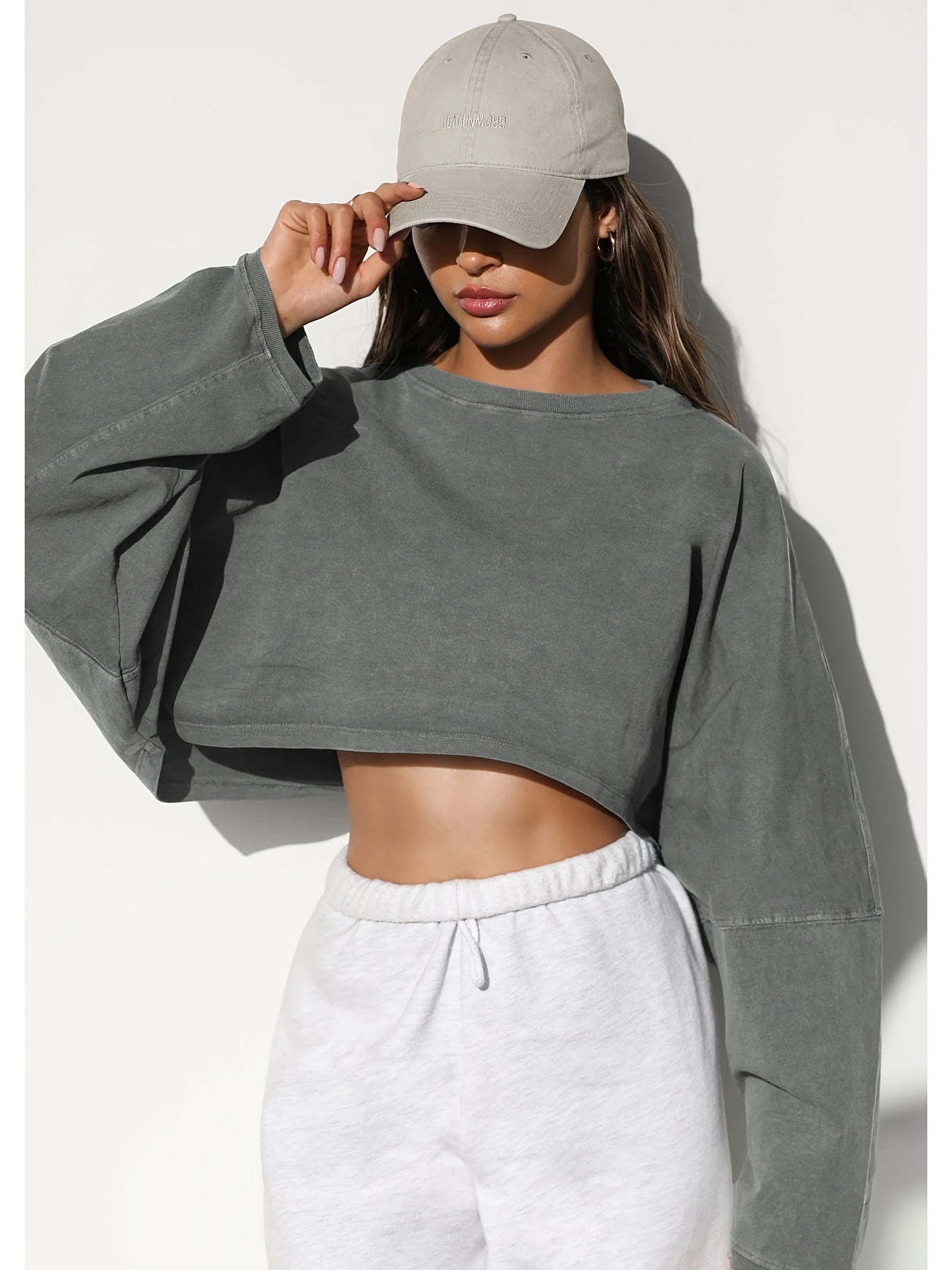 High-stretch women’s cropped top